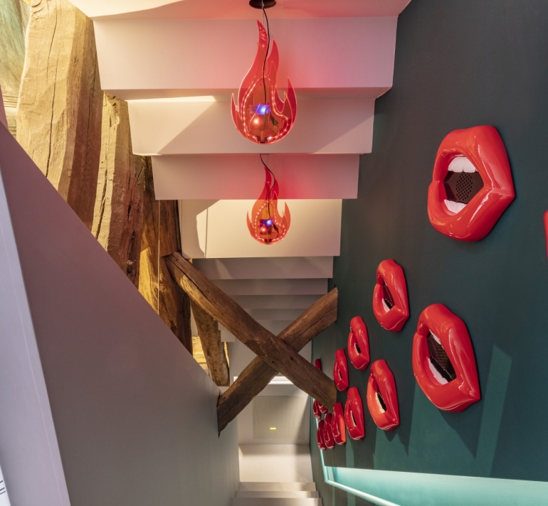 Pinksteren Studio 212 Fahrenheit